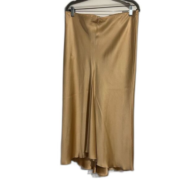 Clips New Champange Gold Slip Skirt Made in Italy  Waist=17"+ , silky stretchy - Picture 2 of 7